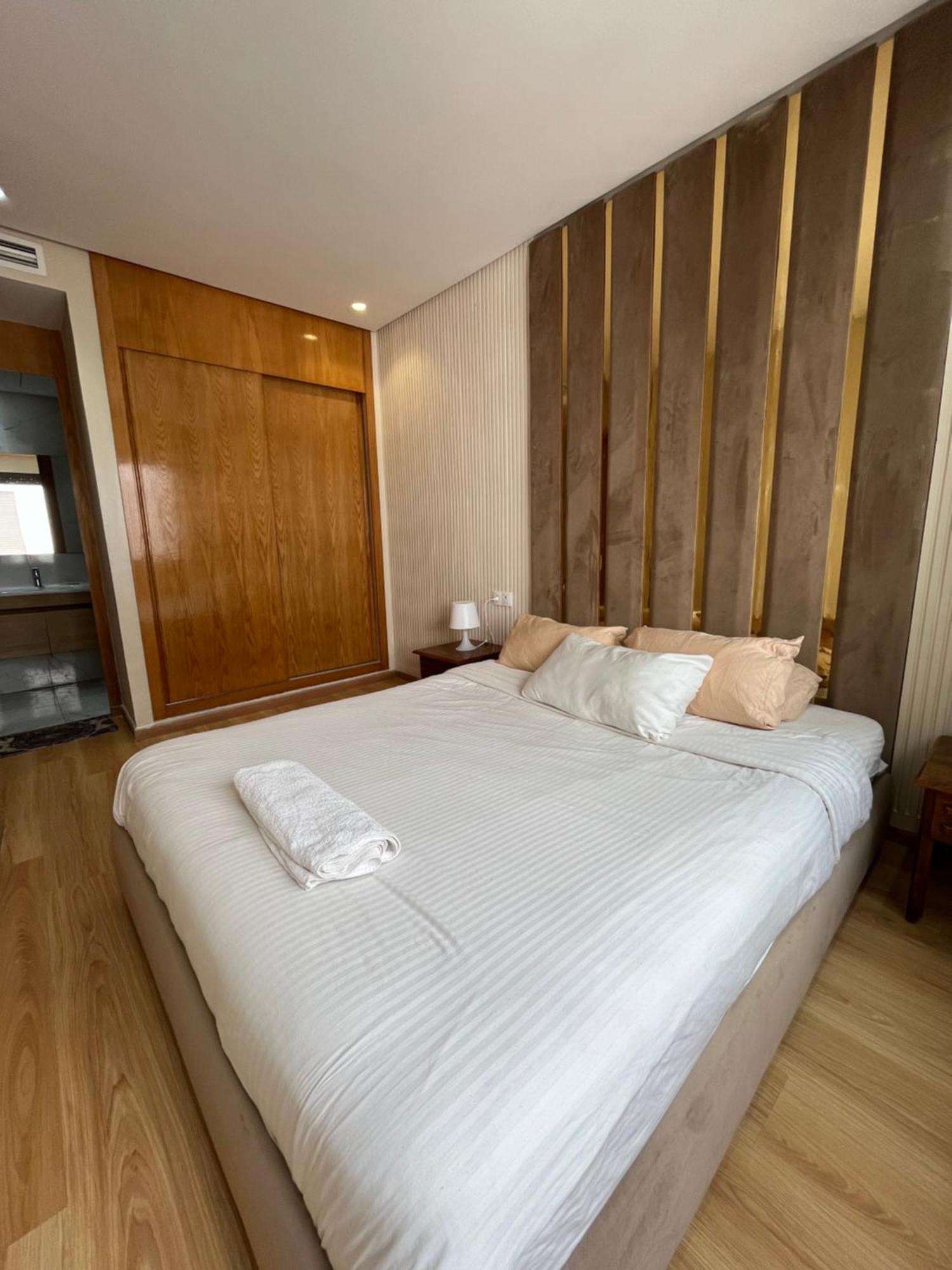 Luxury Appartement In Heart Of Casablanca Maarif Exterior photo